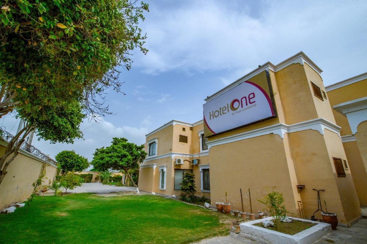 Hotel One Bahawalpur Luaran gambar